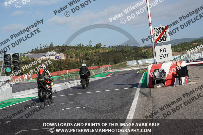 motorbikes;no limits;peter wileman photography;portimao;portugal;trackday digital images